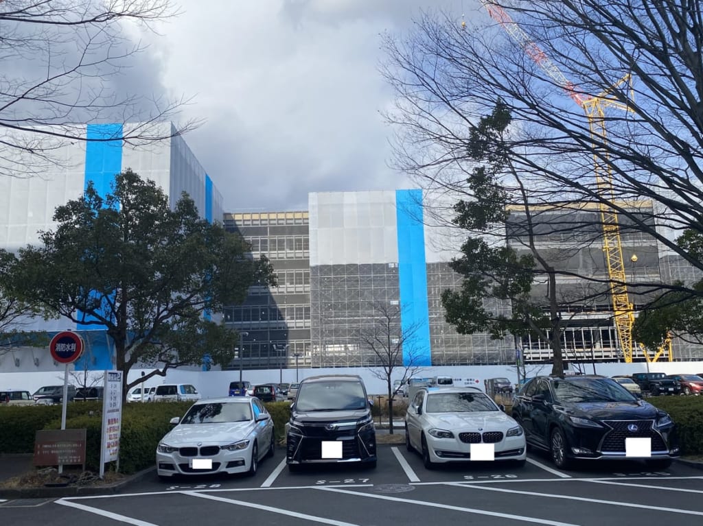 けいはんなプラザの裏