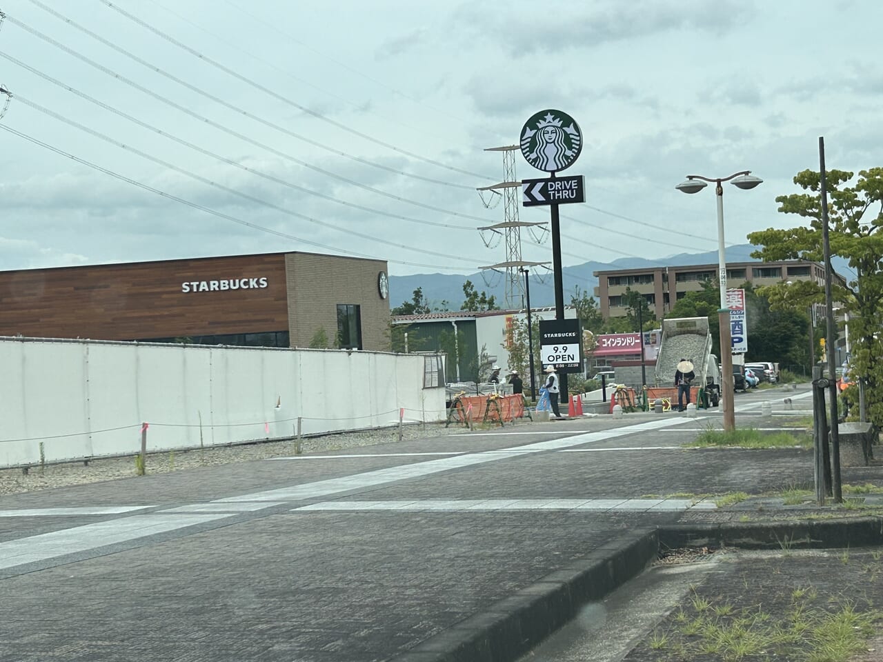 スタバの建築中