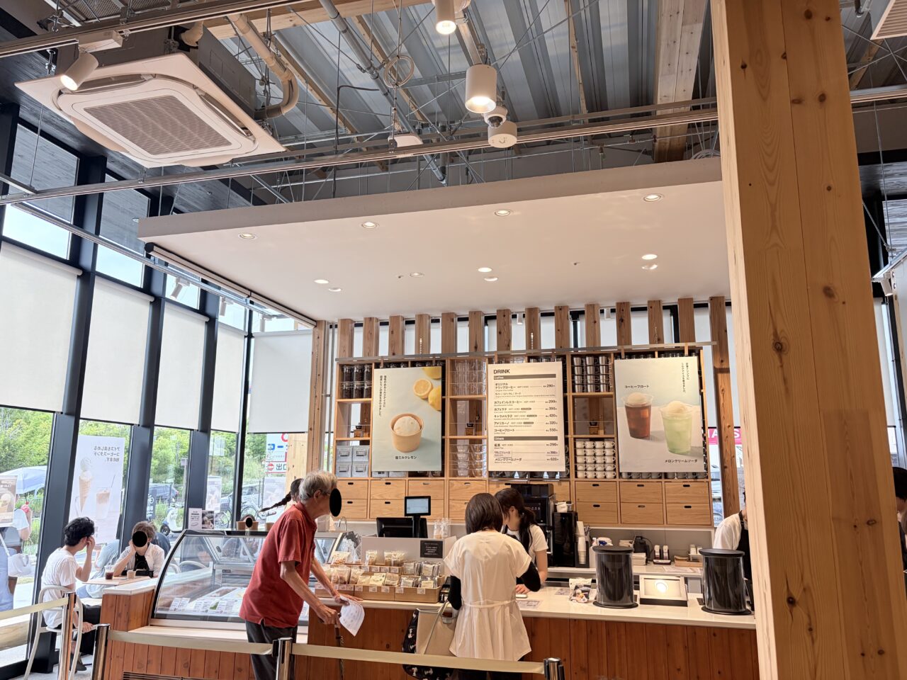 店内